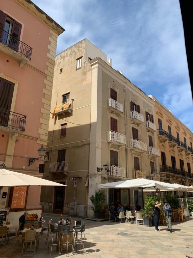 Ferienwohnung Central Cathedral Penthouse Trapani Exterior foto